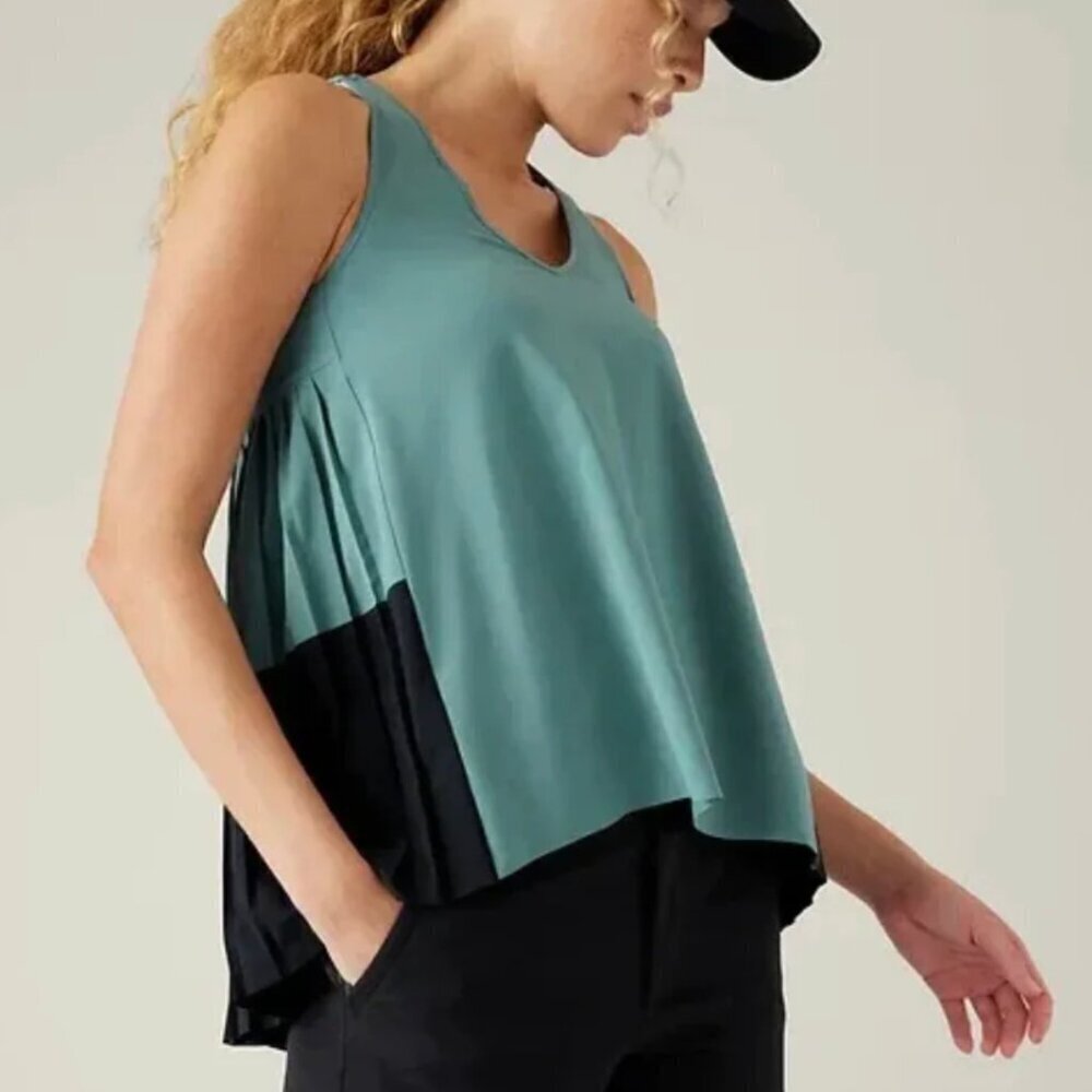 Athleta Swing Forward Pleated Tank in Deep Ocean Teal Blue/Green and Black, XXS